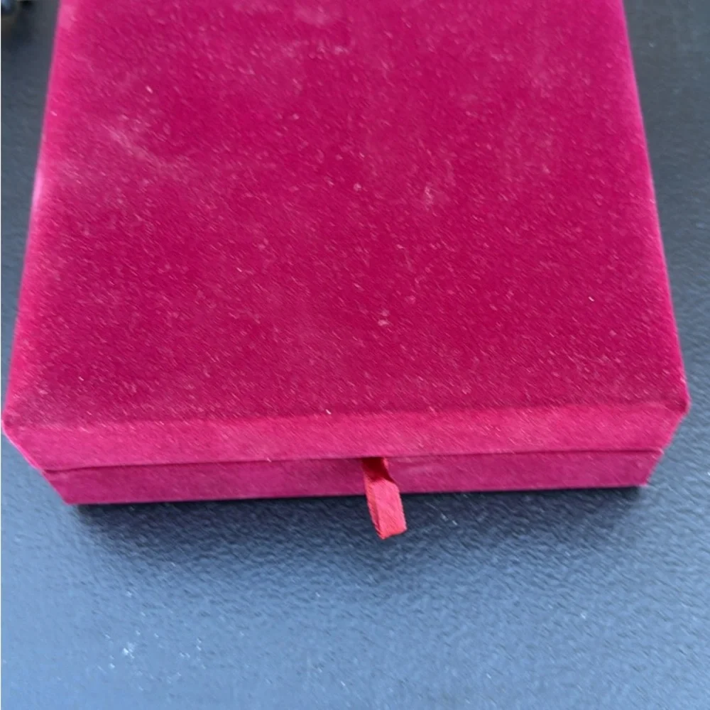 Silver Electronic Device with Cable in Gift Box